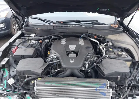 2022 Maserati Levante Gt z USA, uszkodzony, nr VIN ZN661XUA8NX388322